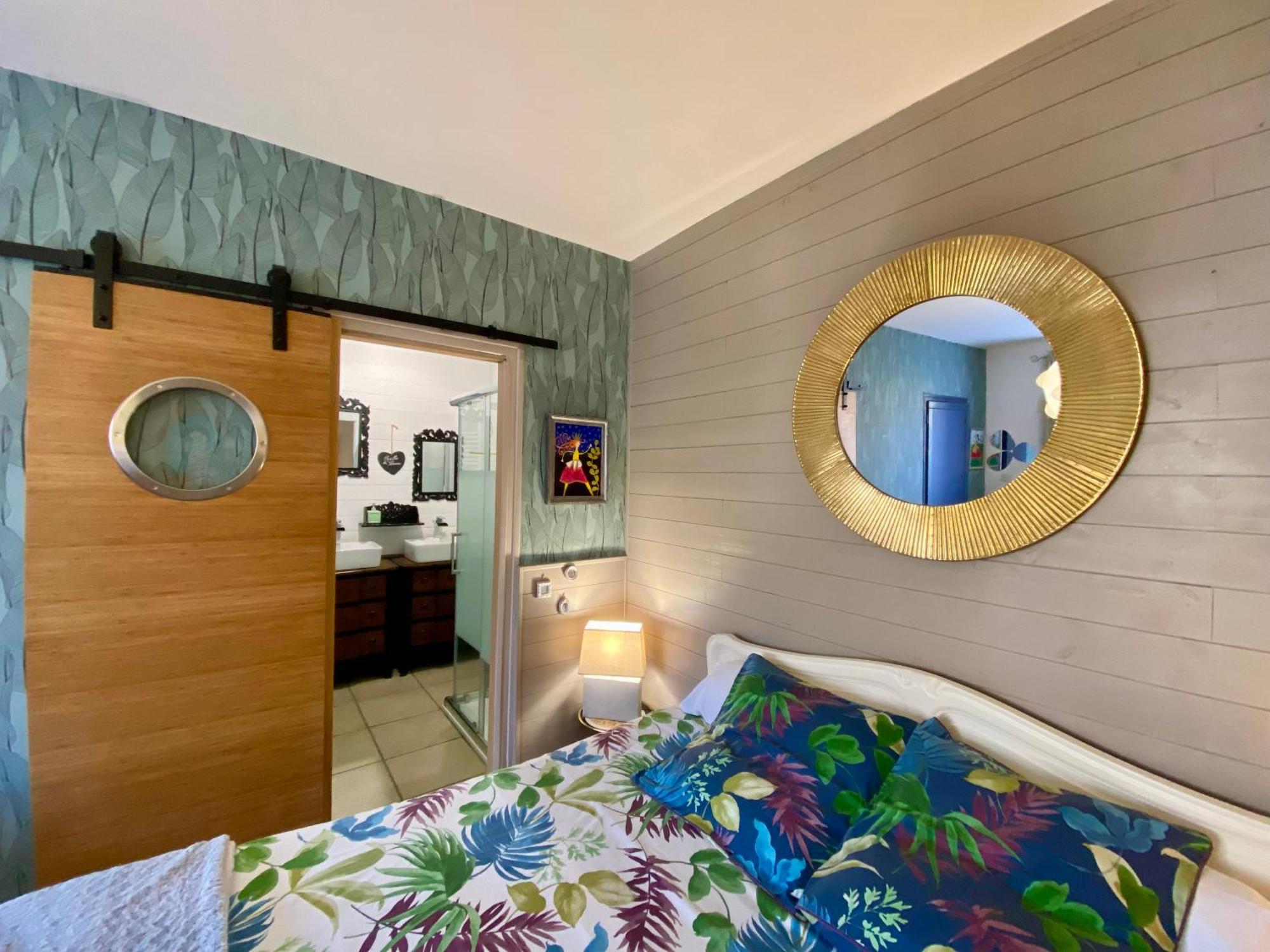 Le Cocon Boheme - Maison Climatisee Au Coeur De Sarlat - Parking - Piscine Chauffee - Spa Et Massages Bagian luar foto